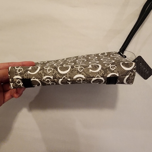 Guess Logo Wrisltet in Gray, White, and Black. NWT. - Picture 6 of 14